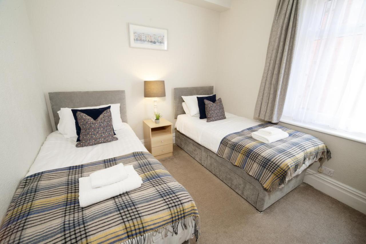 Mode - The Old School House Appartement Lytham St Annes Buitenkant foto