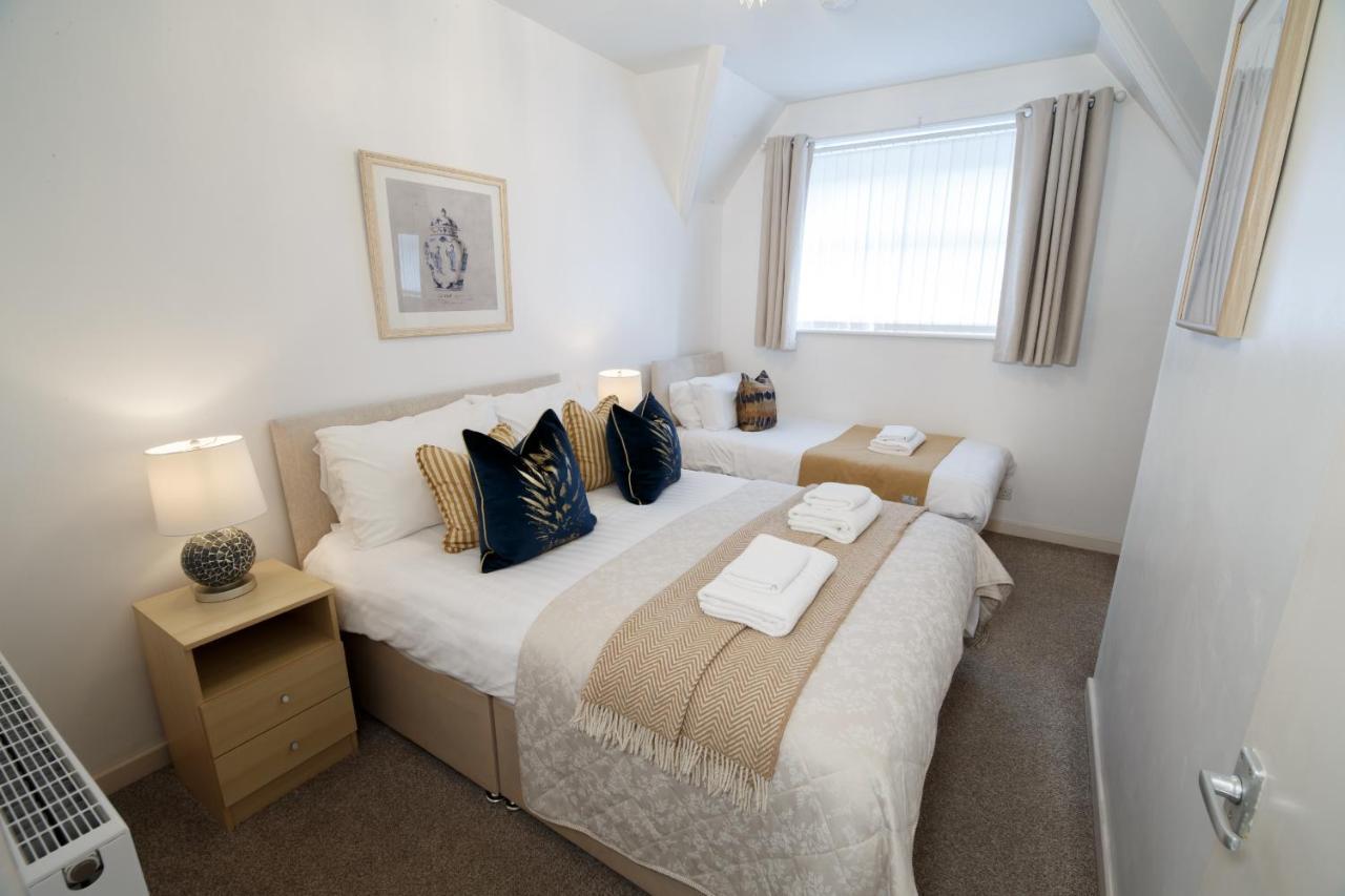 Mode - The Old School House Appartement Lytham St Annes Buitenkant foto