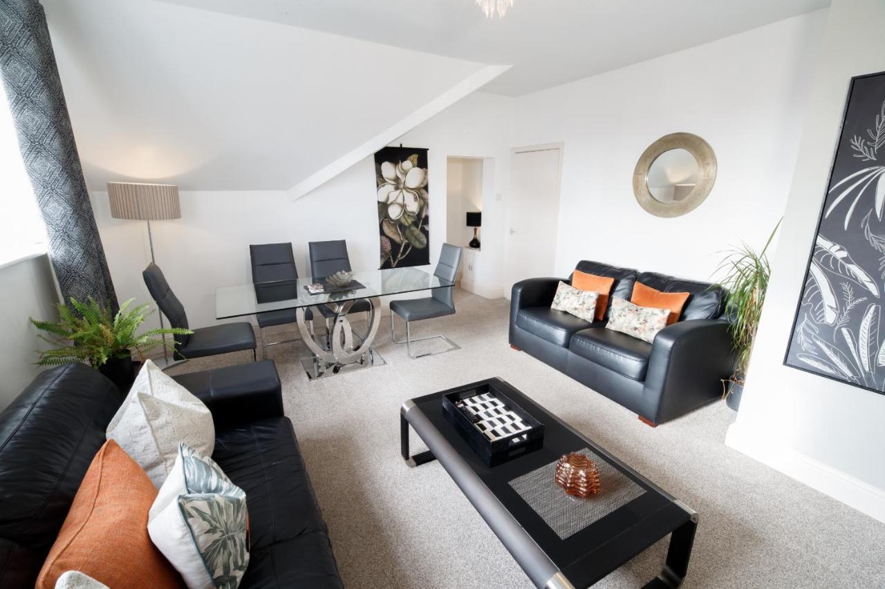 Mode - The Old School House Appartement Lytham St Annes Buitenkant foto