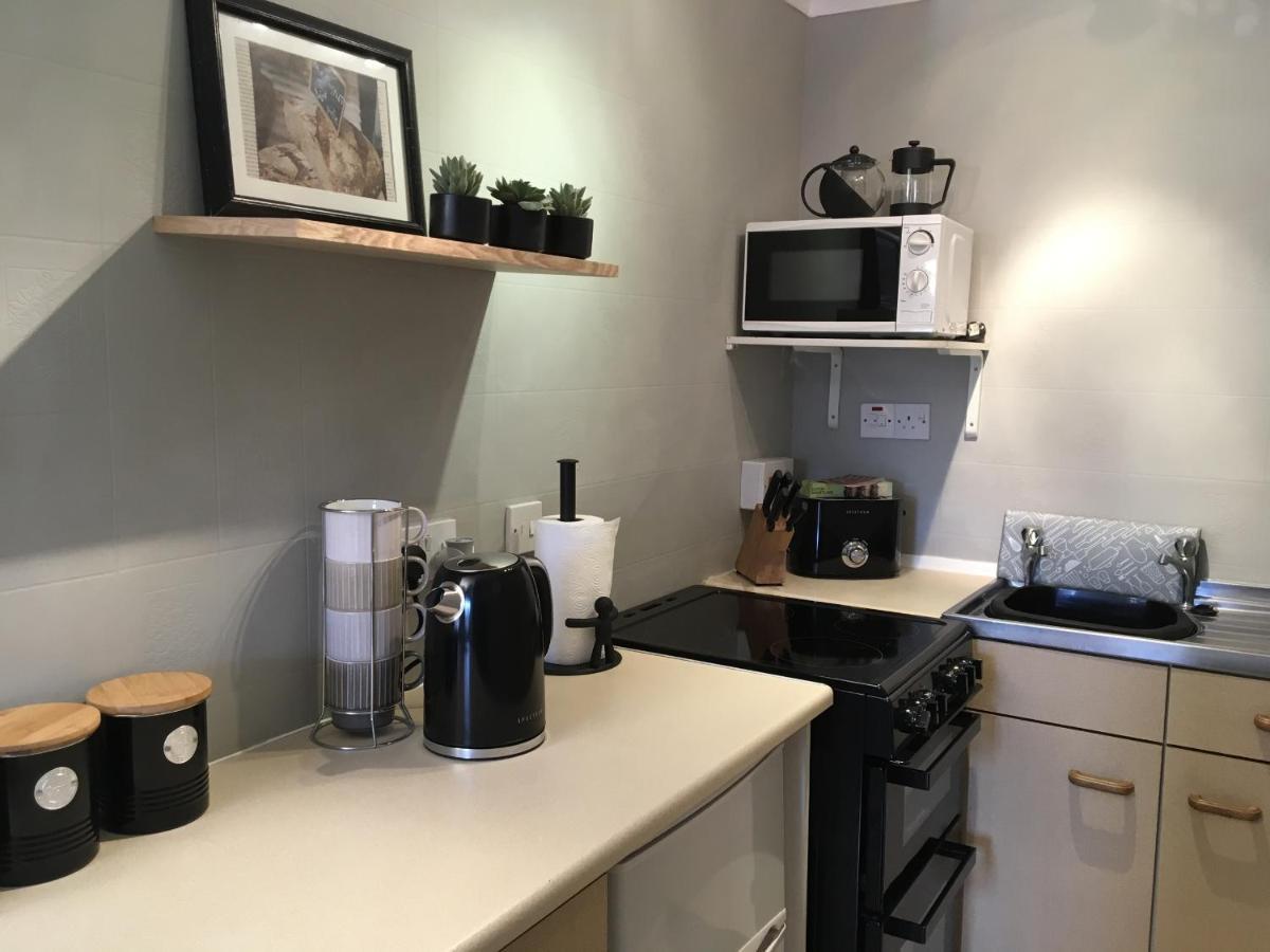 Mode - The Old School House Appartement Lytham St Annes Buitenkant foto